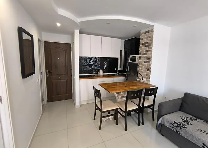 Torres De Yomely Playa de las Americas (Tenerife)